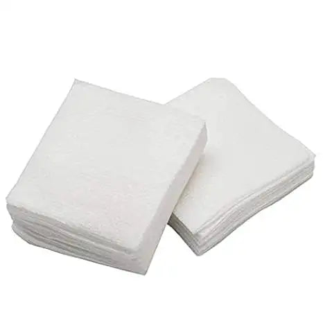 Spa Essentials 2x2 esthetic wipes packaging detail, white nonwoven, 200 per pack