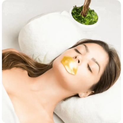 Martinni Beauty Lip Plump Gel Mask, 3-pack of gold-infused gel lip masks for plumping and smoothing