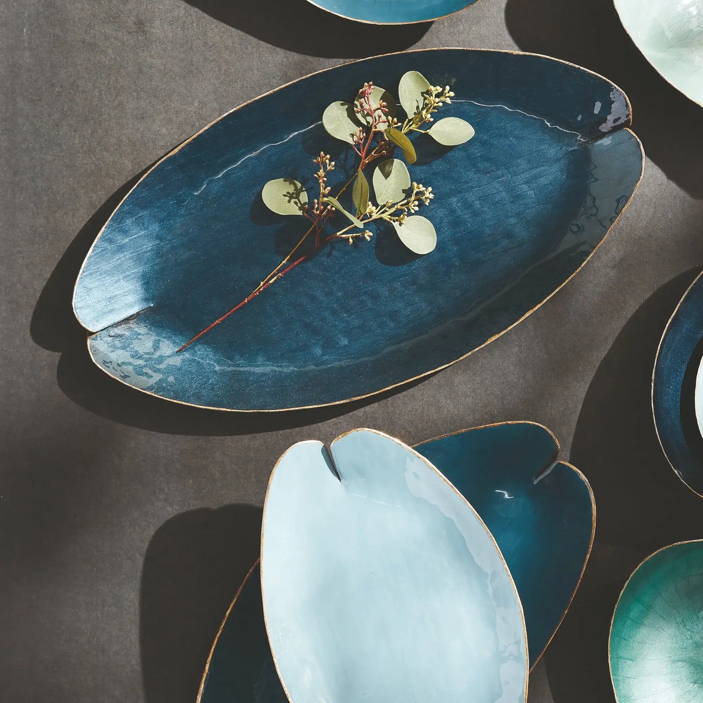 CAMDEN DECORATIVE TRAYS, SET OF 3 - view 2