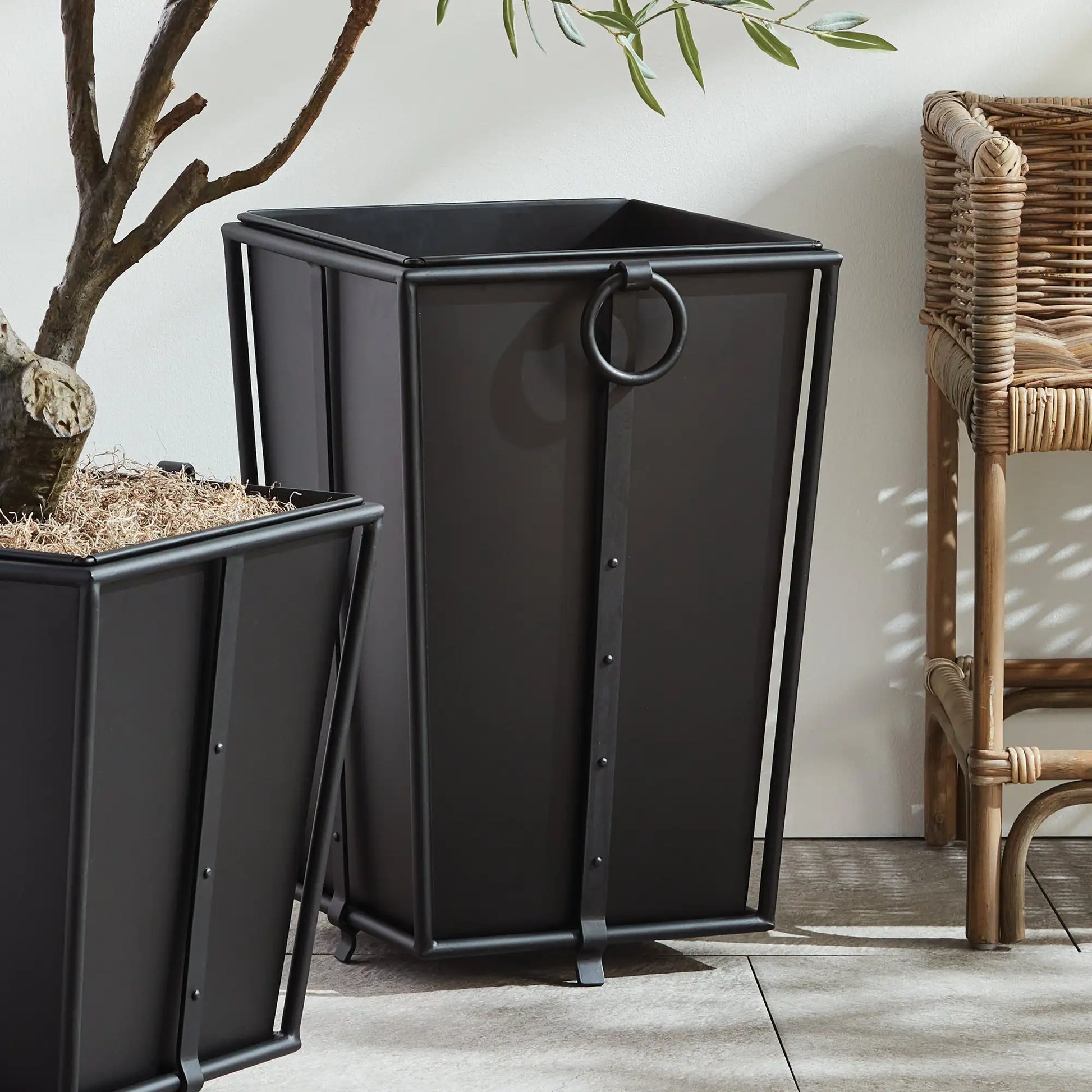 CALLAHAN TAPERED PLANTER LARGE - view 2
