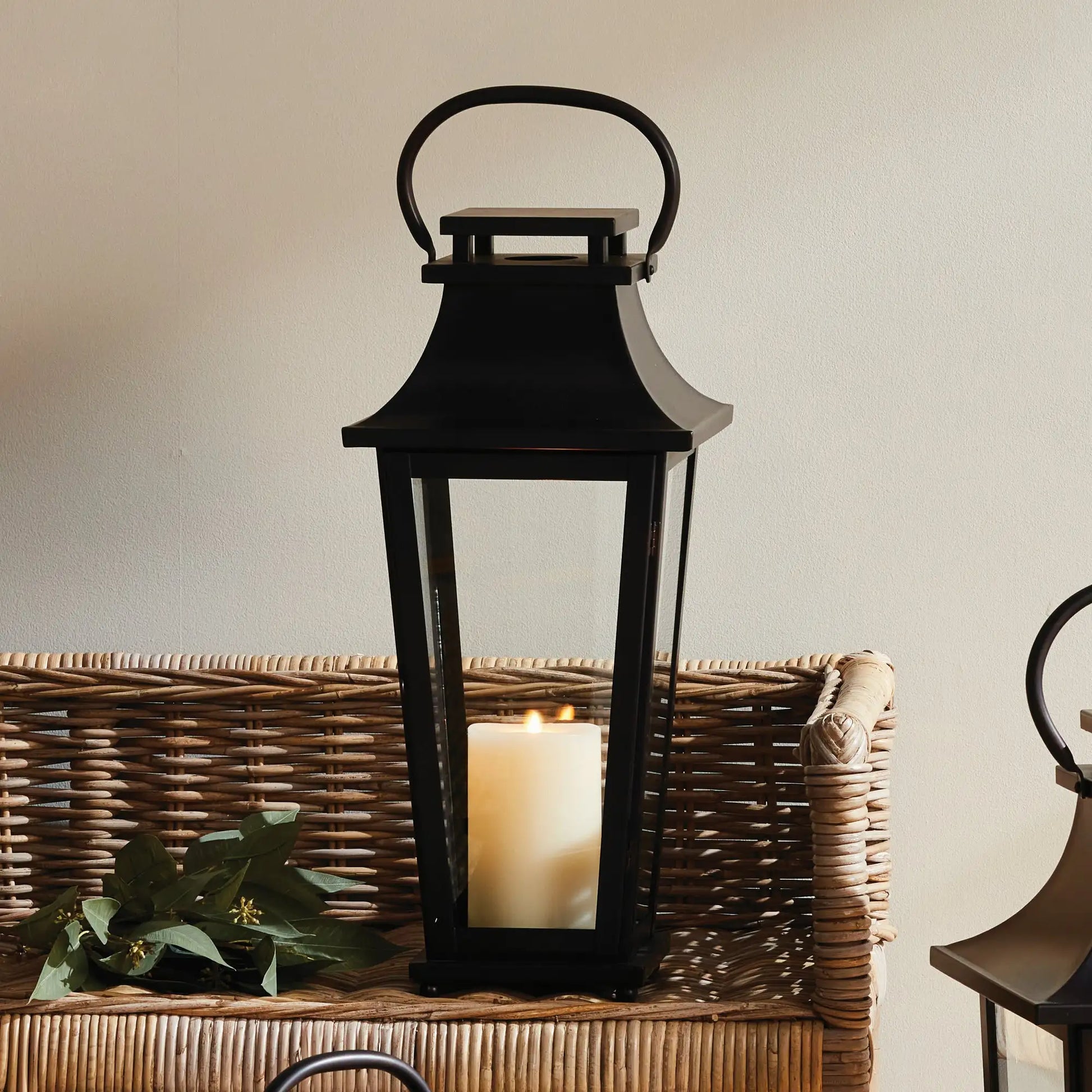 MAURICE OUTDOOR LANTERN MEDIUM - view 2