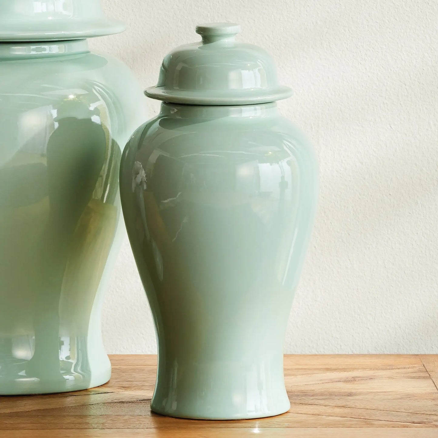 KOA WIDE LIDDED GINGER JAR SMALL - view 2