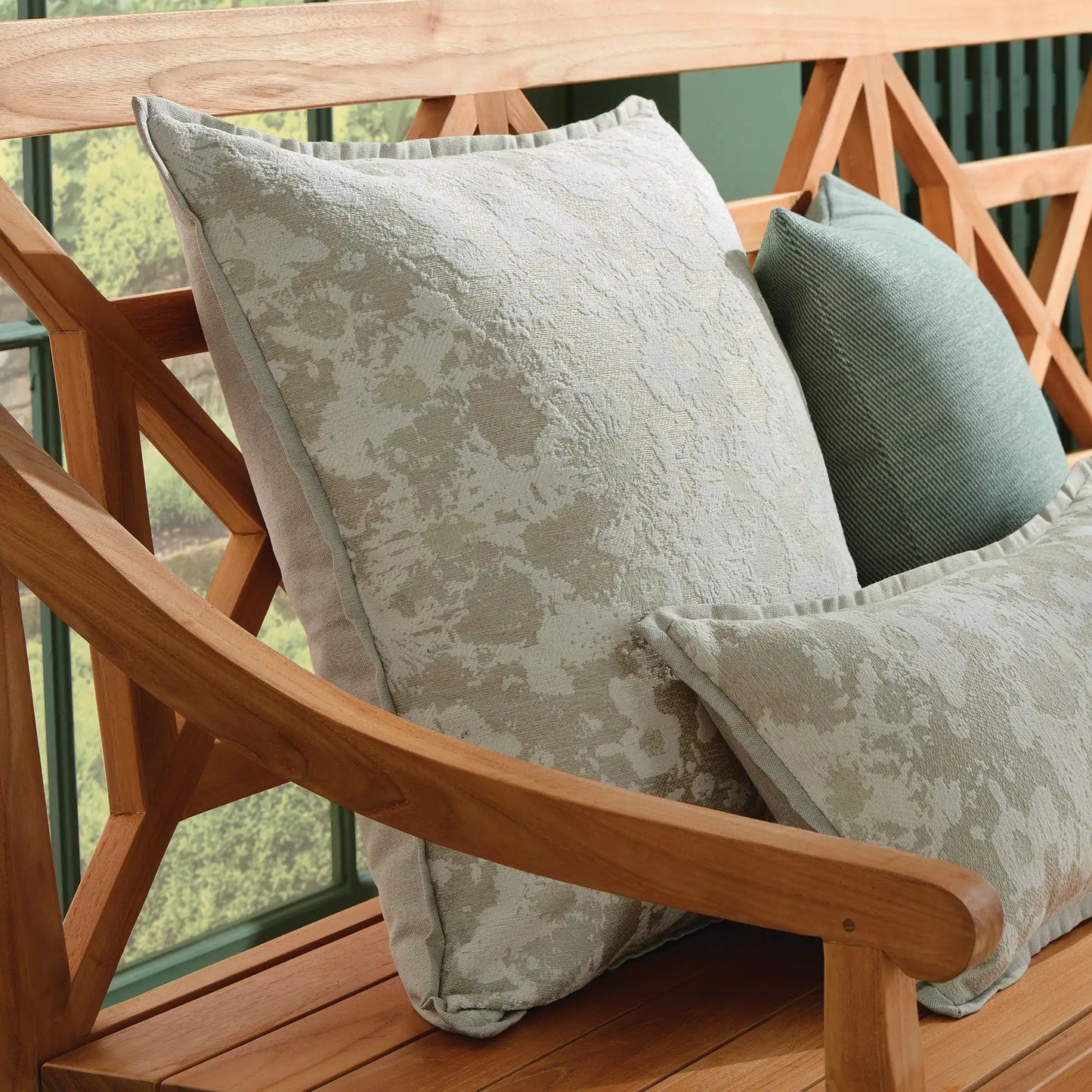 SOFIA SQUARE INDOOR-OUTDOOR PILLOW 24" - view 2