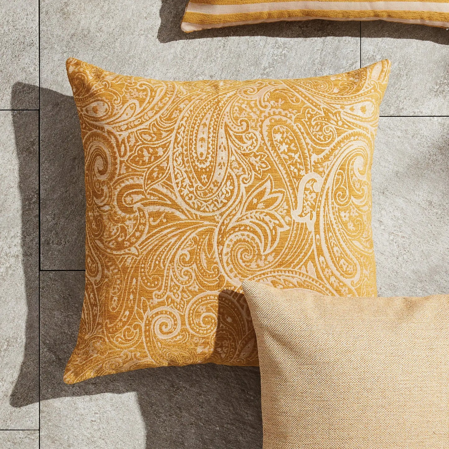 YARA SQUARE INDOOR-OUTDOOR PILLOW 24" - view 2