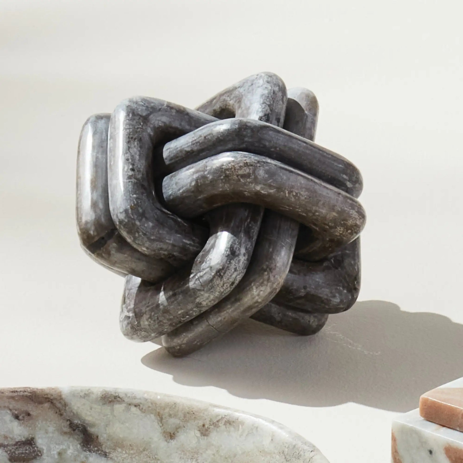 KNOT MARBLE SCULPTURE - view 2