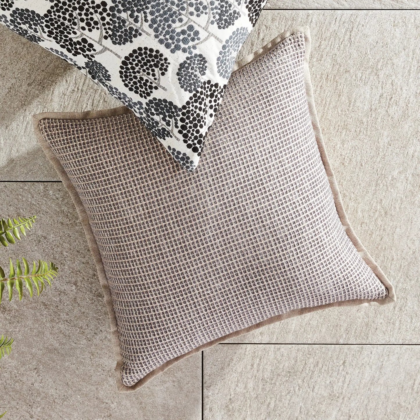 SASHA SQUARE INDOOR-OUTDOOR PILLOW 20" - view 2
