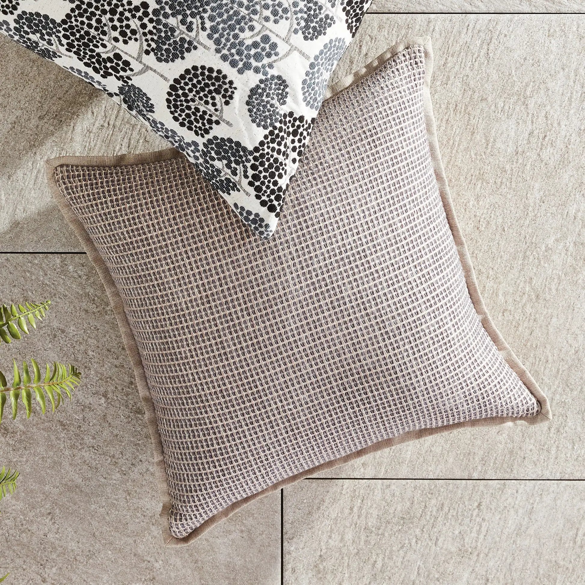 SASHA SQUARE INDOOR-OUTDOOR PILLOW 20" - view 2