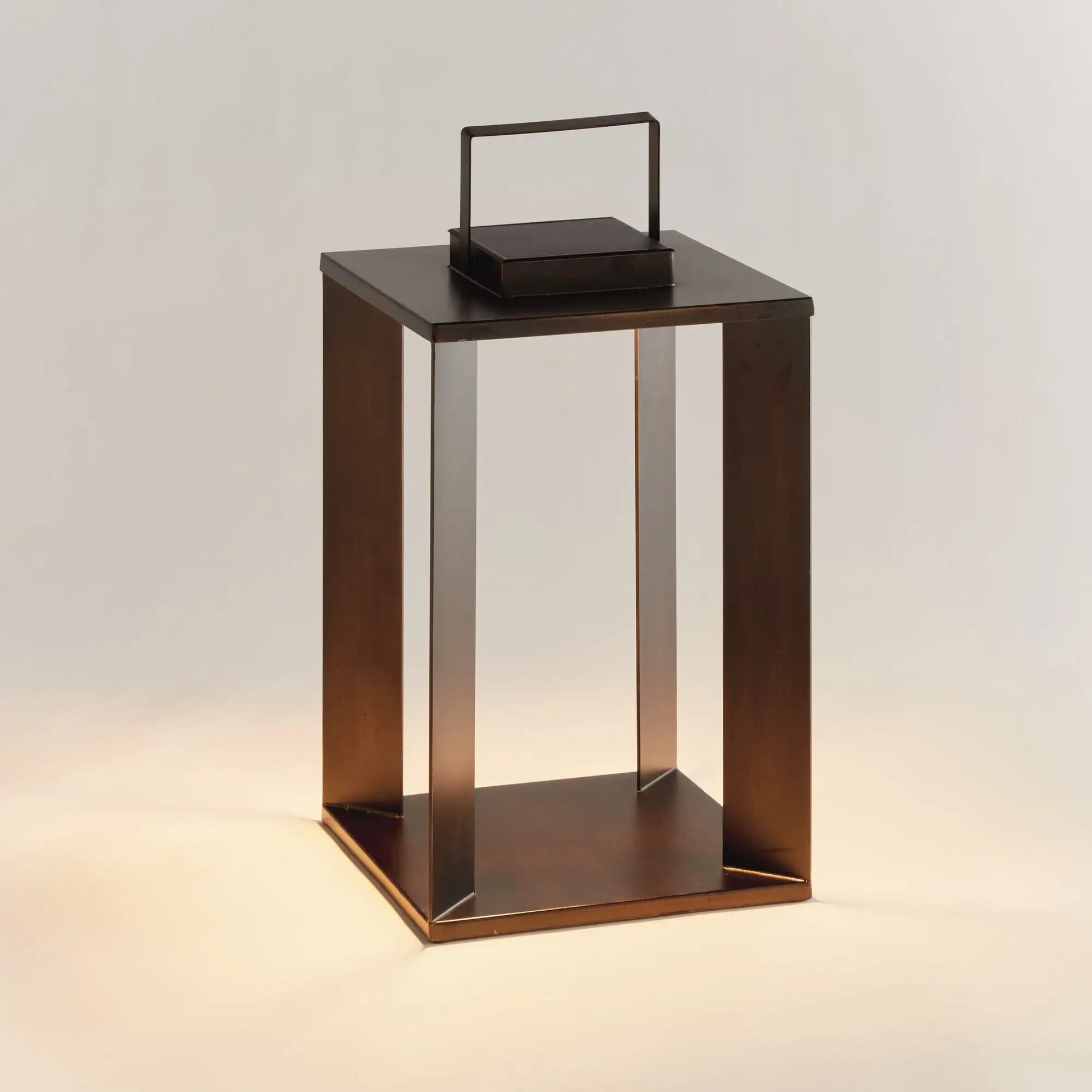 HANLEY SOLAR LED LANTERN 18"