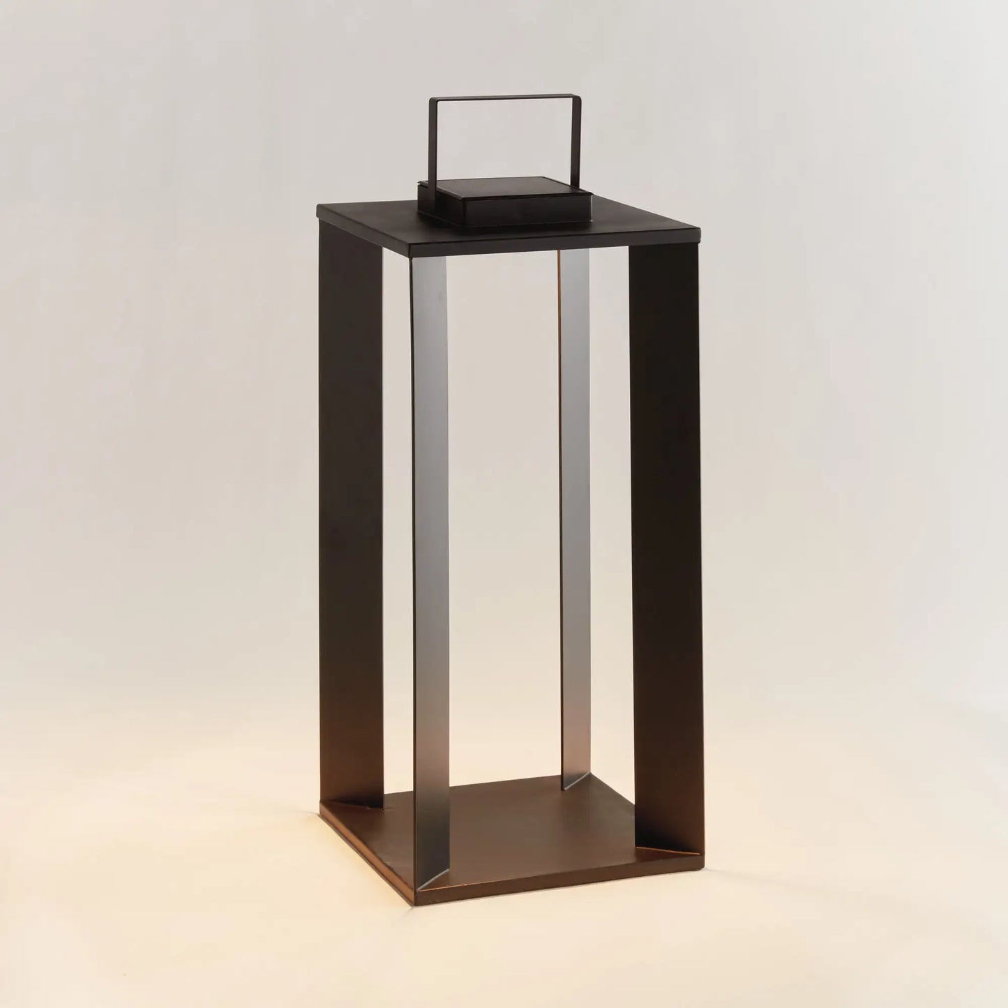 HANLEY SOLAR LED LANTERN 24"
