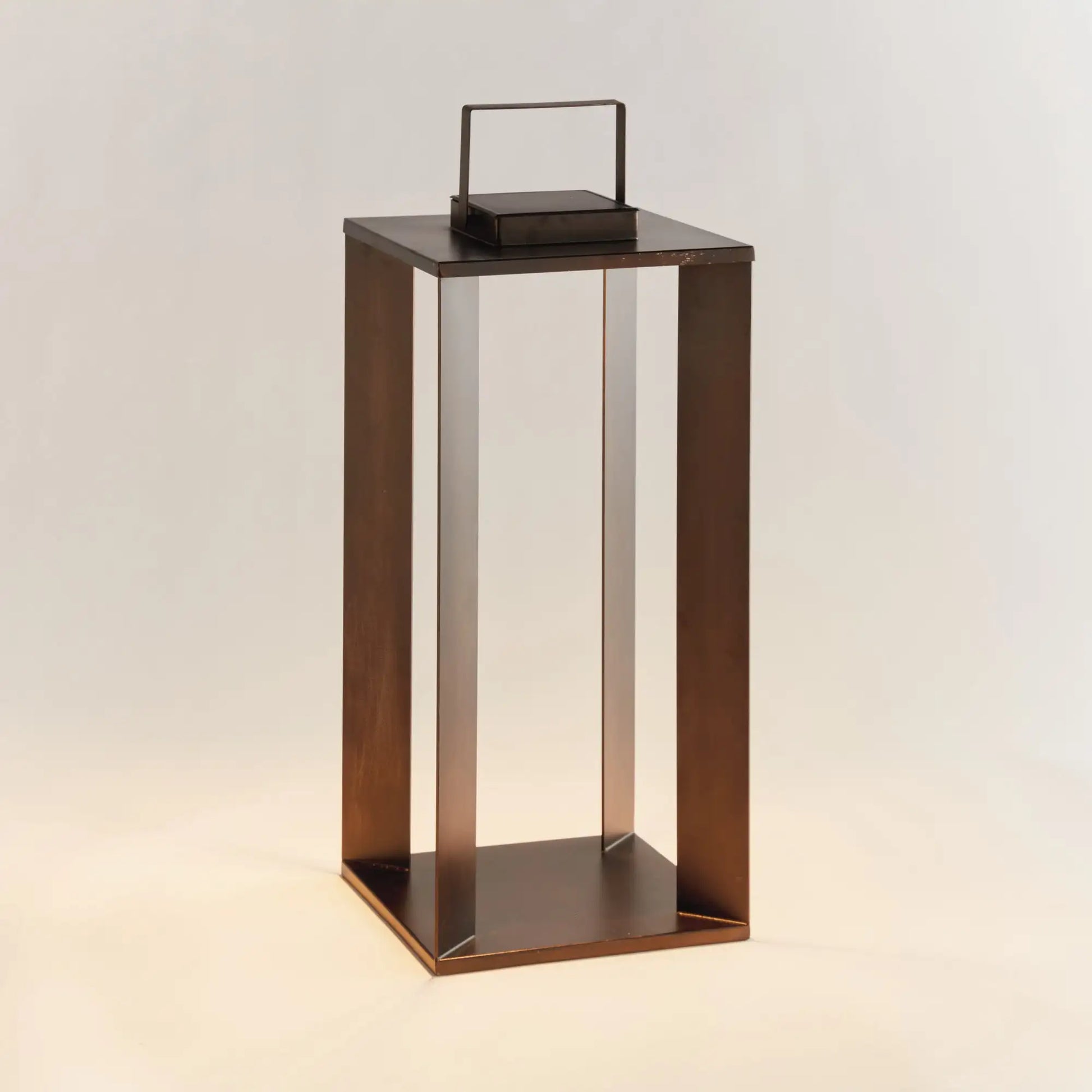 HANLEY SOLAR LED LANTERN 24"