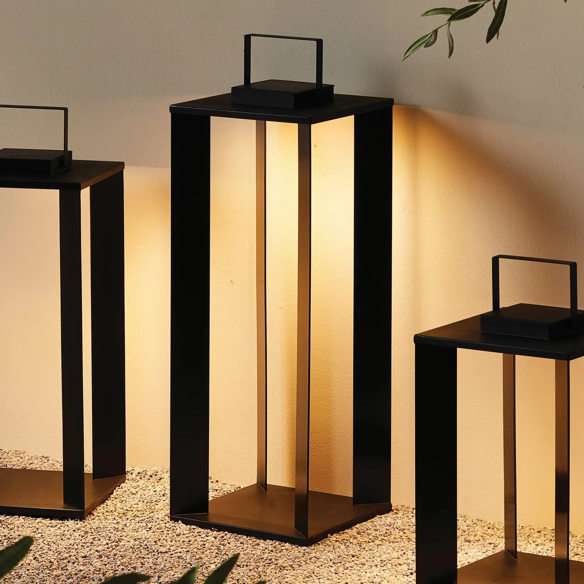 HANLEY SOLAR LED LANTERN 30" - view 2