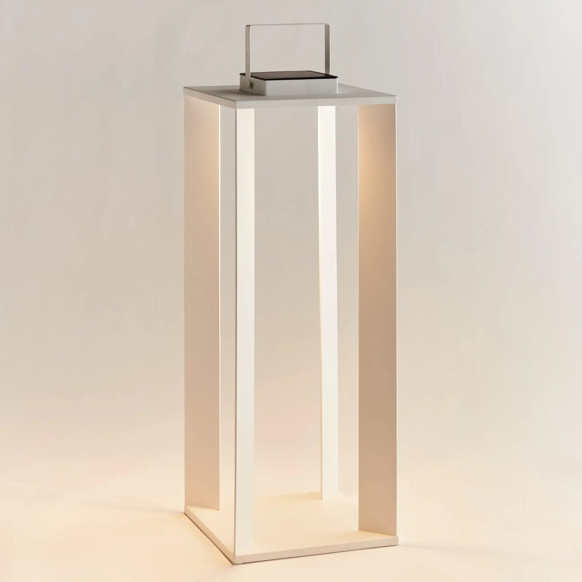 HANLEY SOLAR LED LANTERN 30"