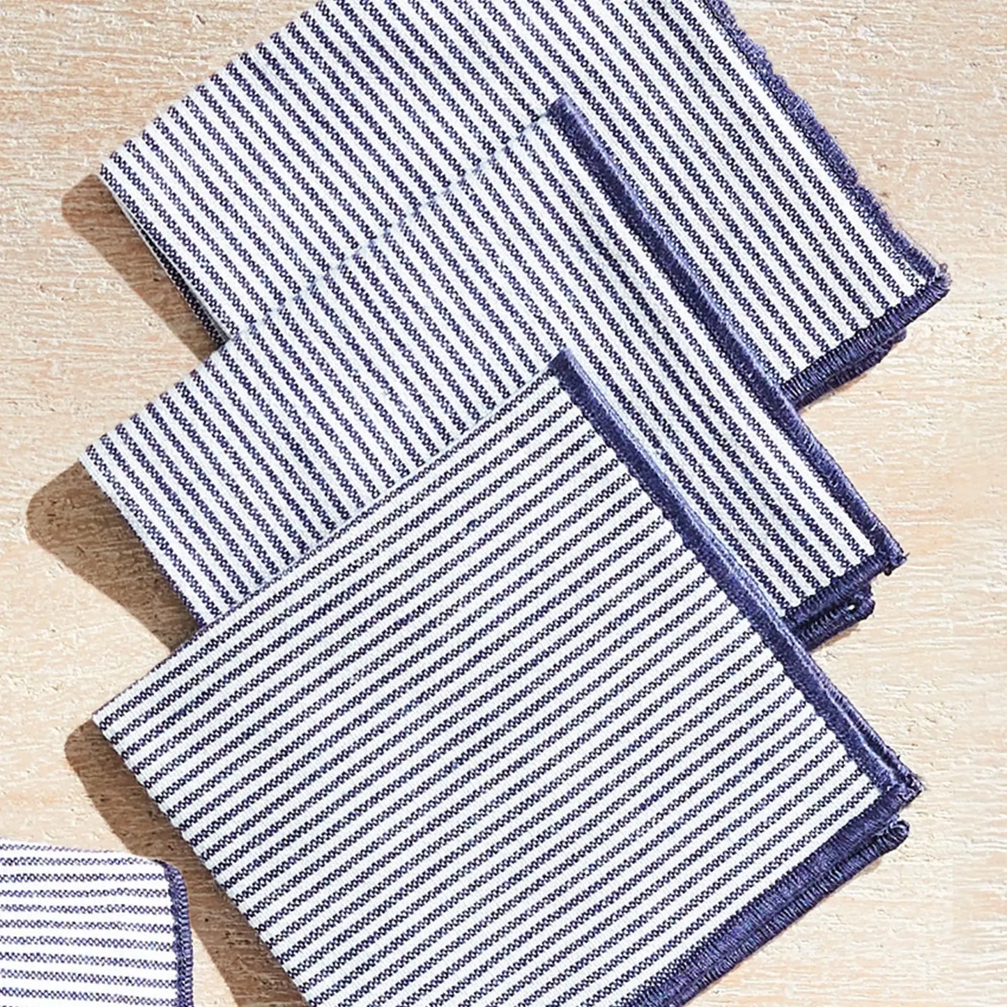 BARCLAY BUTERA VISTA COCKATIL NAPKINS, SET OF 4 - view 3