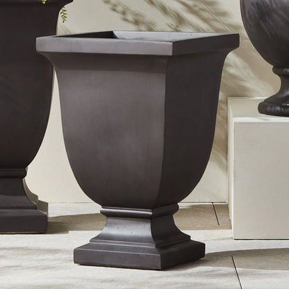 FIBRECLAY BECKETT SQ FOOTED PLANTER SMALL - view 2