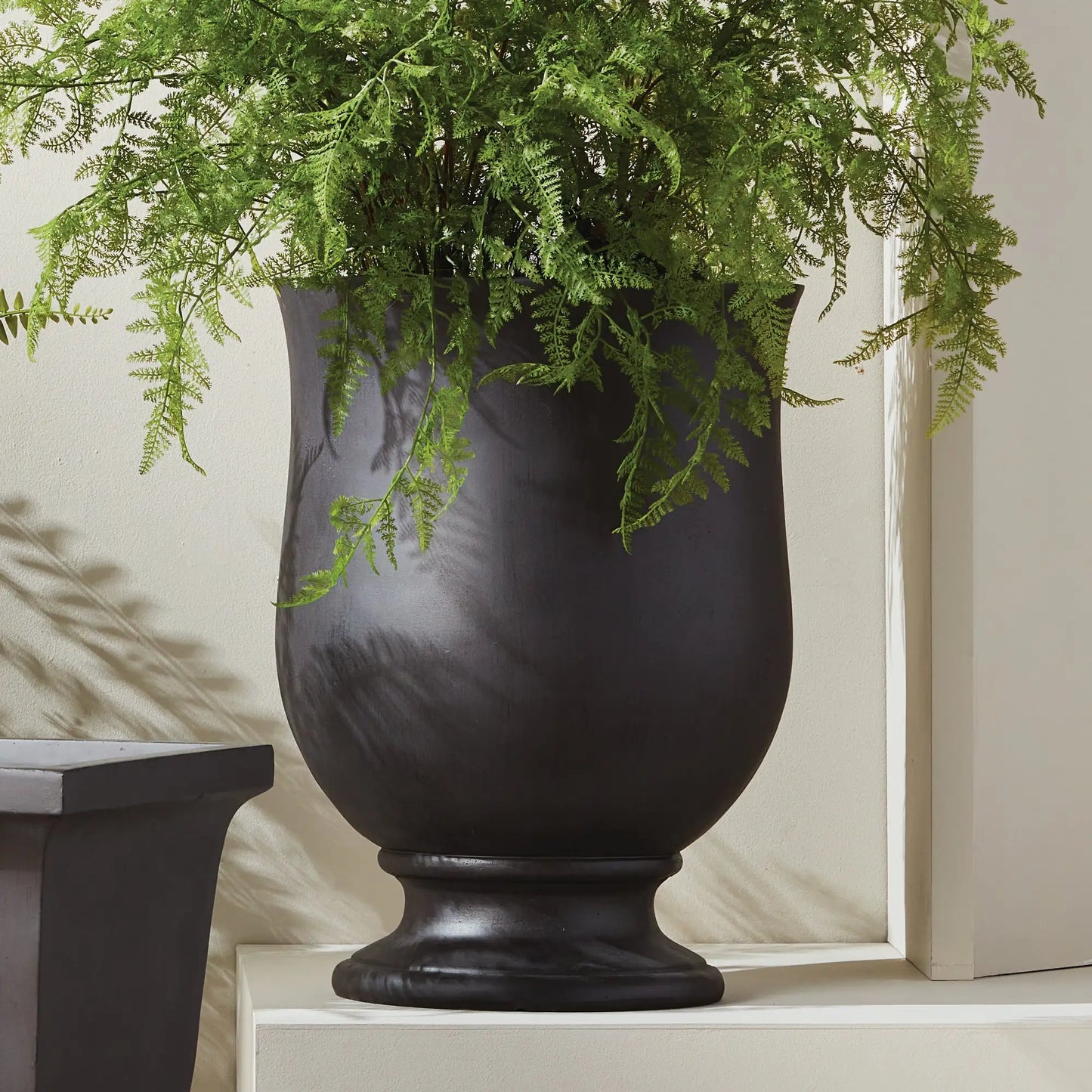 FIBRECLAY JOSIE ROUND FOOTED PLANTER - view 2