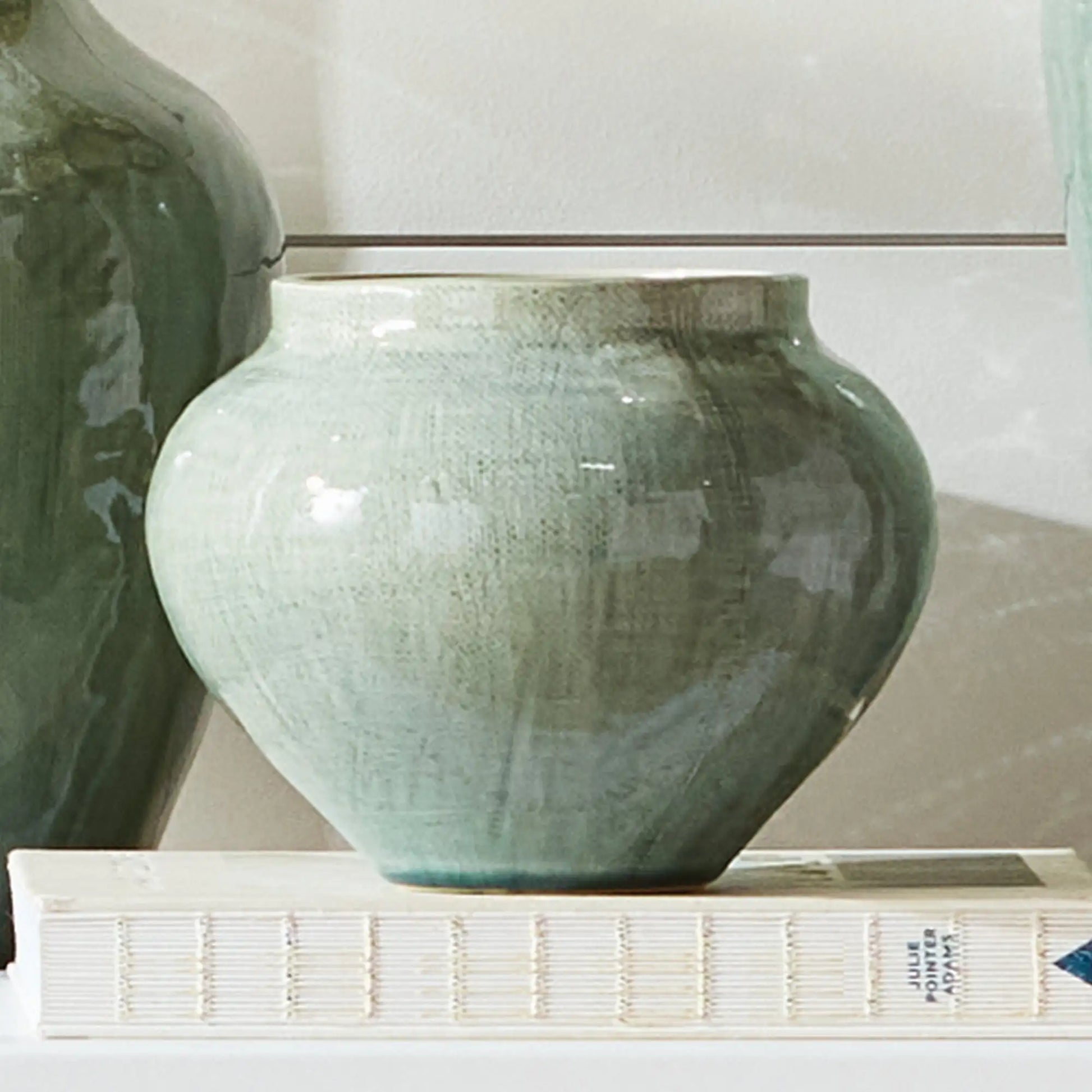 BARCLAY BUTERA OJAI POT - view 2