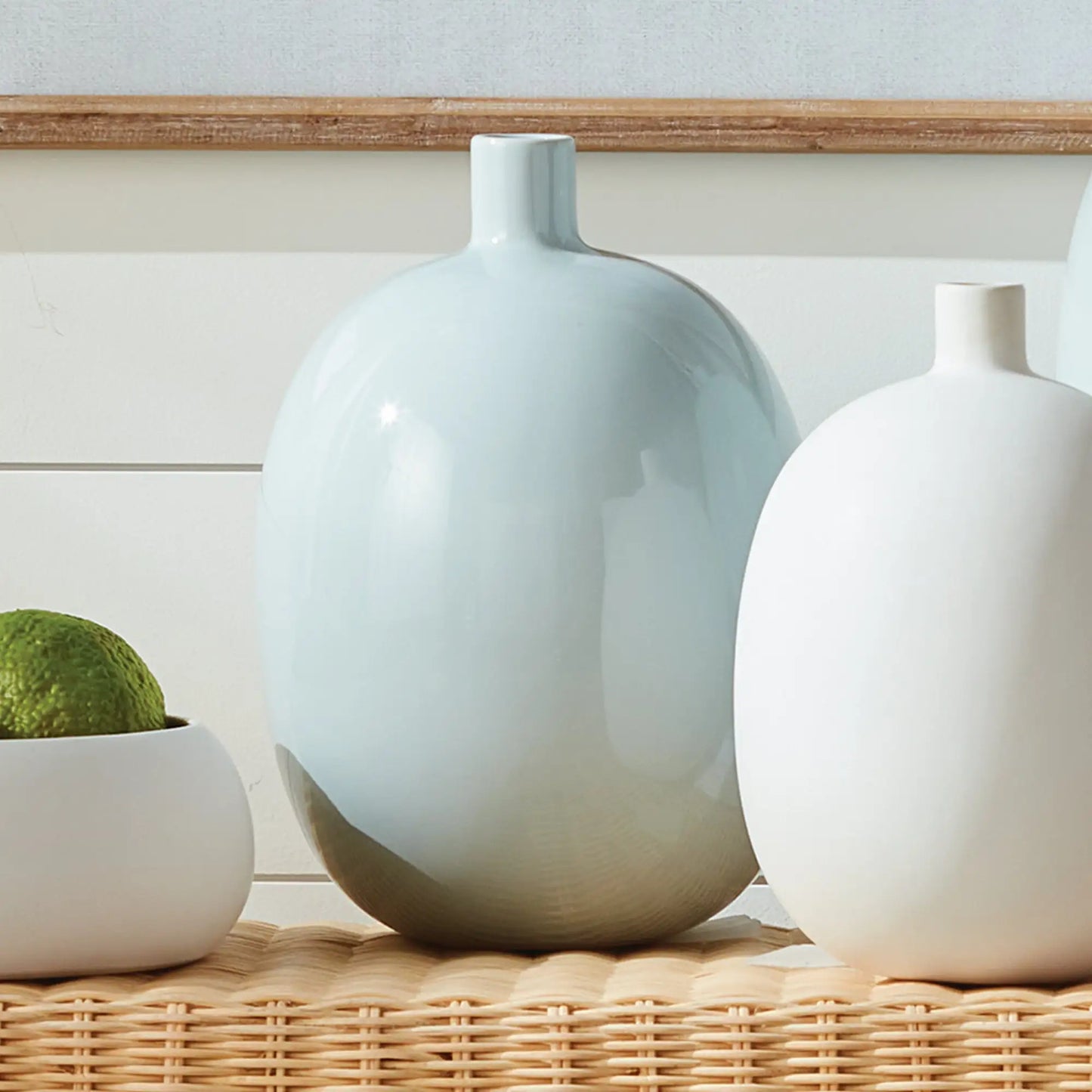 BARCLAY BUTERA SANDBAR VASE MEDIUM - view 2
