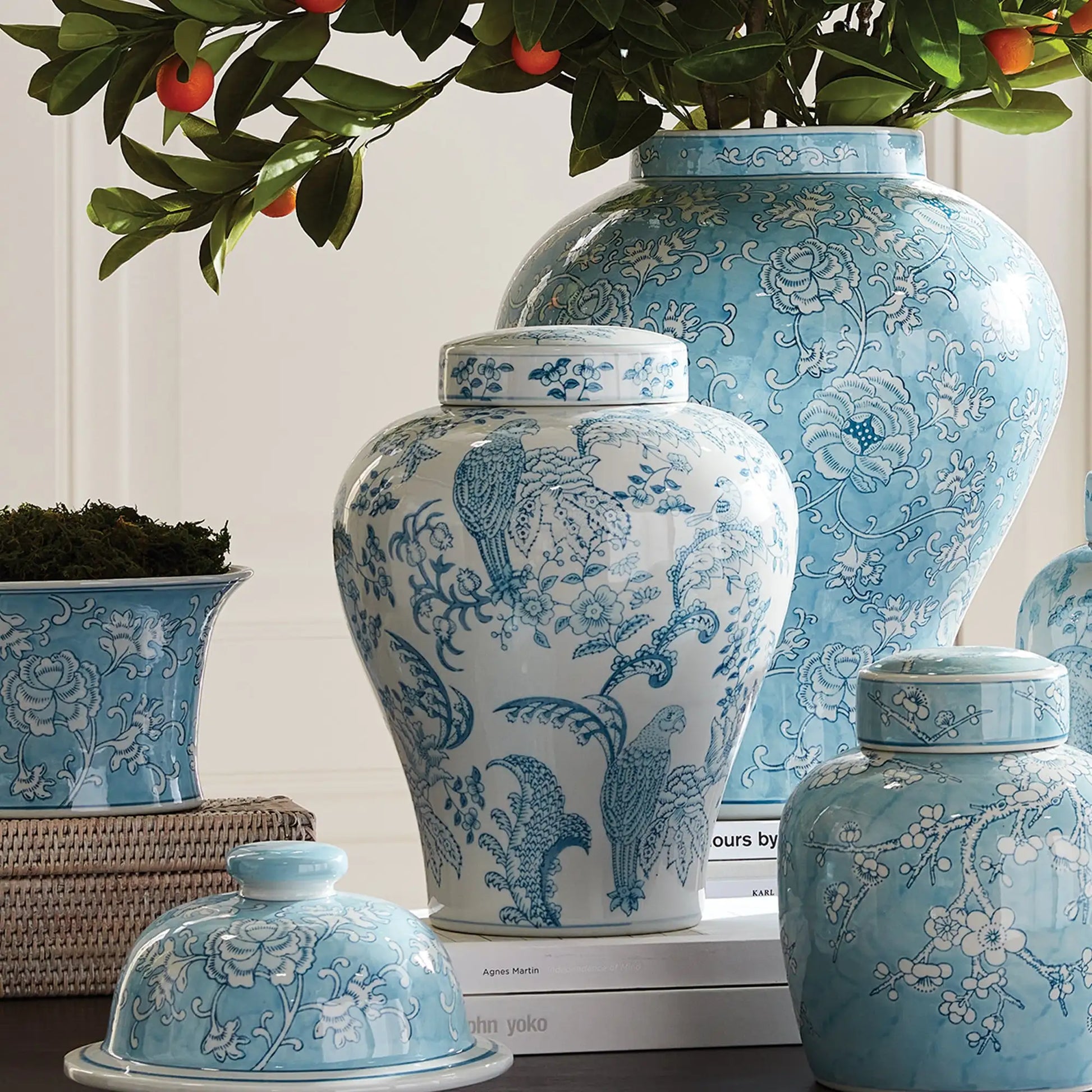MONARCH PARROT GINGER JAR - view 2