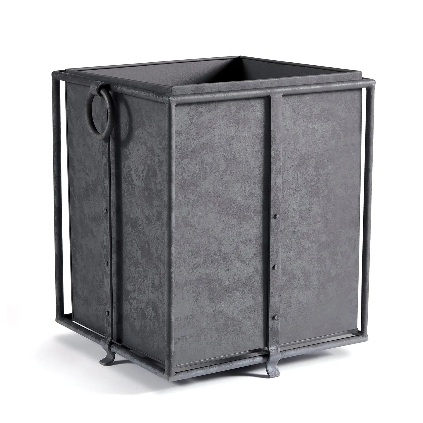 CALLAHAN SQUARE PLANTER