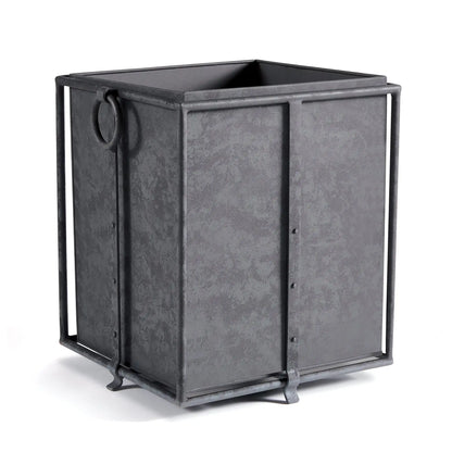 CALLAHAN SQUARE PLANTER