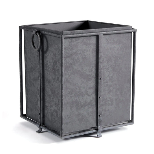 CALLAHAN SQUARE PLANTER