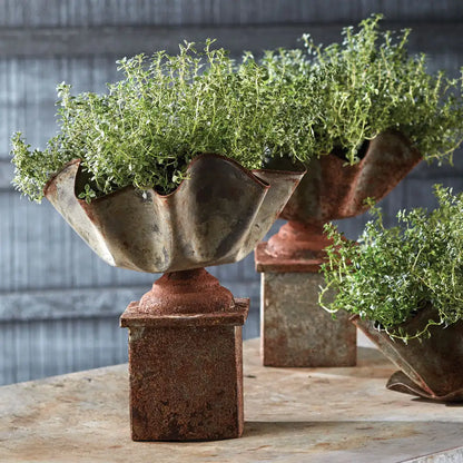 GALVANIZED HANDKERCHIEF PLANTER - view 2
