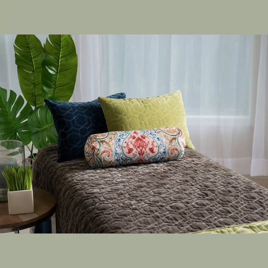 Luxury Therapeutics Quilted Coverlet - Geo Graphite