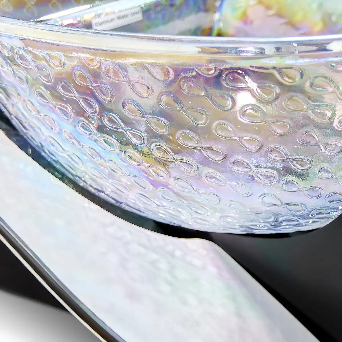 Continuum Maestro Opus LED-lit glass bowl detail