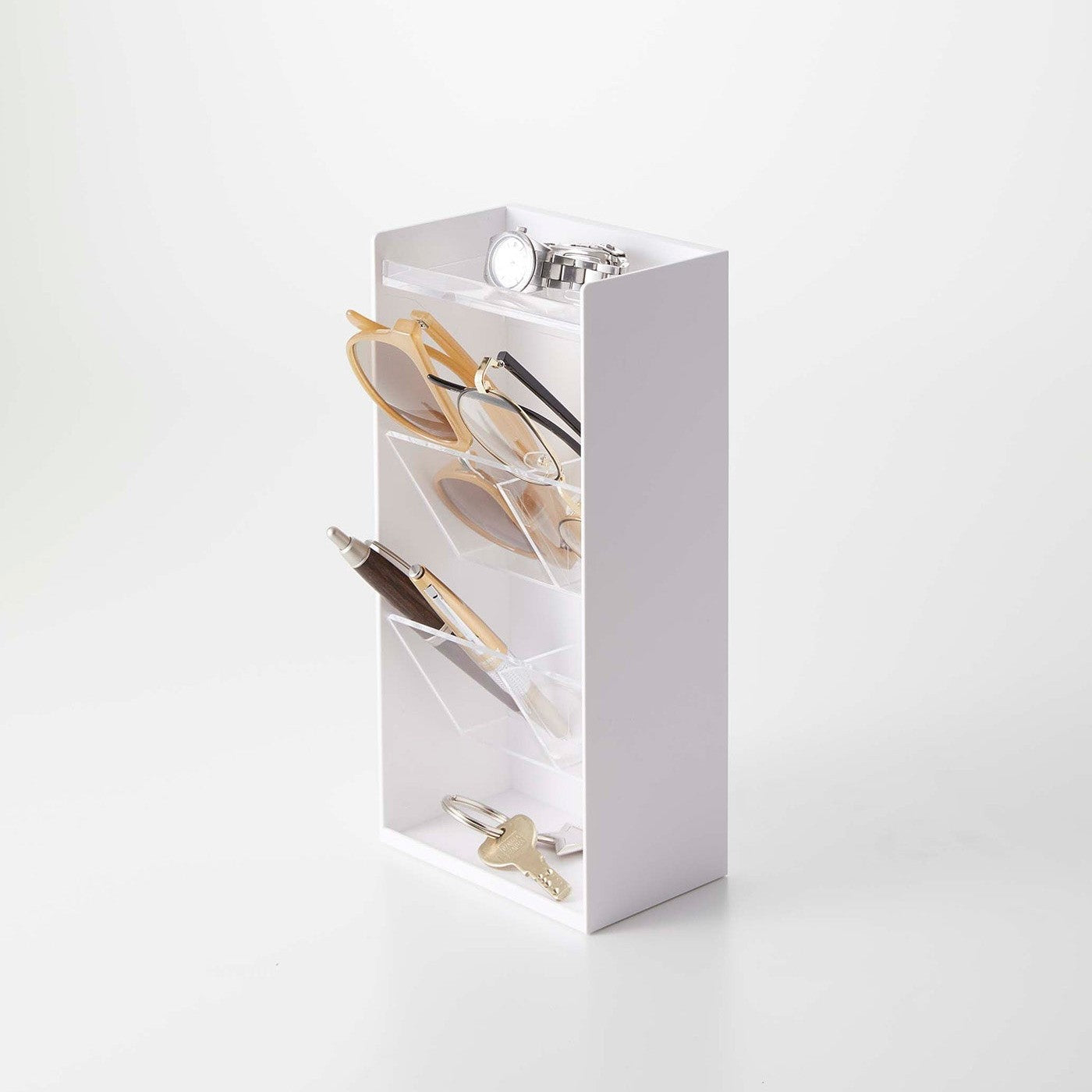 Prop photo showing Accessory Organizer with various props.