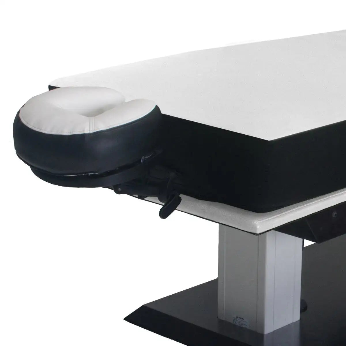 LEC Aspen GT table detail