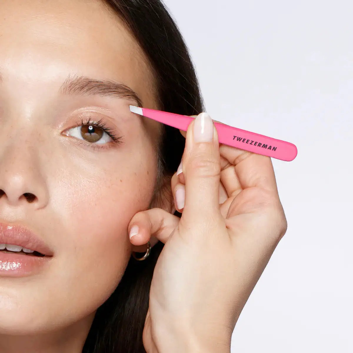 Tweezerman Slant Tweezer - Pretty In Pink